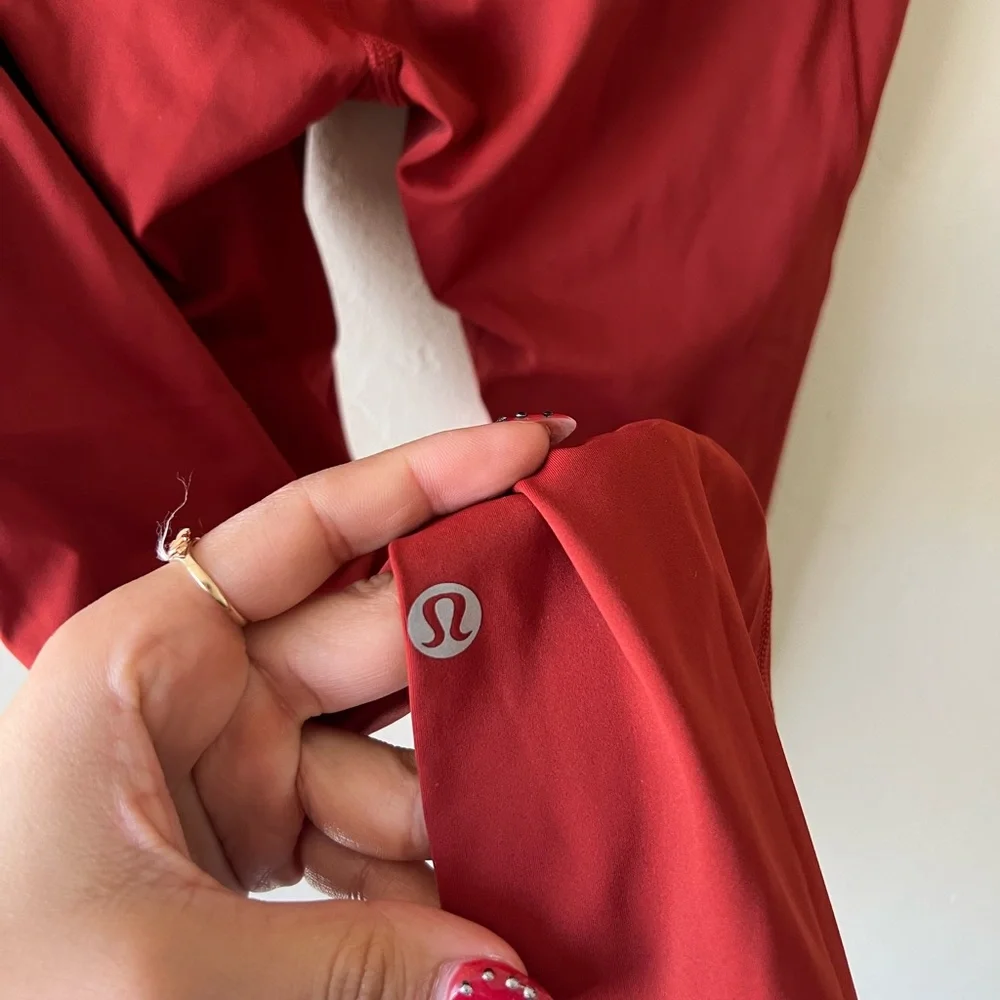 lululemon cropped fast and‎ free Leggings